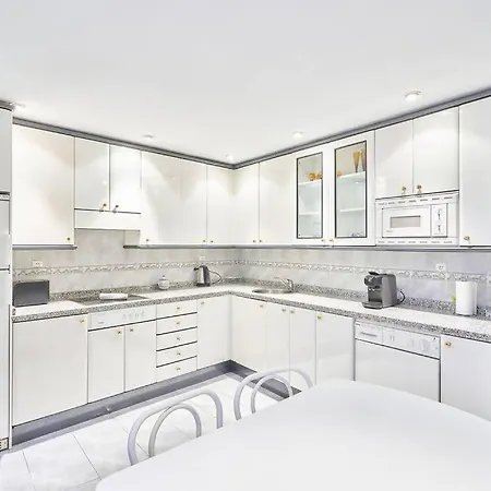 Precioso A 2 Minutos Del Centro Lägenhet *